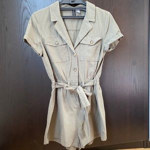 NWOT H&M romper